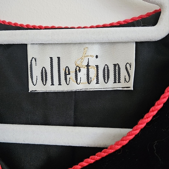 Vintage 80's Velour JS Collections Coat With Jewel Red Buttons & Trim - Picture 11 of 12